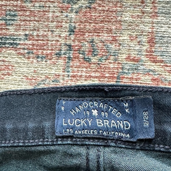 Lucky Brand Brooke Crop Women's  Size 2/26 Straight Denim Jeans - Picture 2 of 6